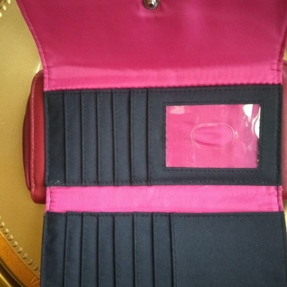 Kenneth Cole wallet - Picture 2 of 11